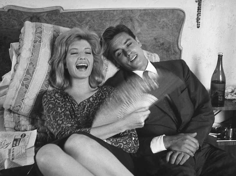 Alain Delon: Die Filme, die ihn gut aussehen lassen - Ja, er kann auch locker…