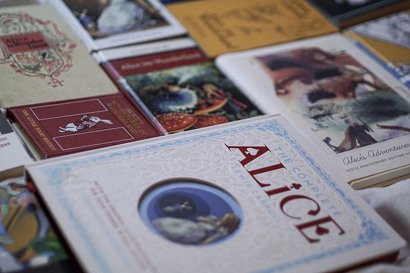 Alice im Wunderland: Eine andere Welt ist möglich - …vielen…