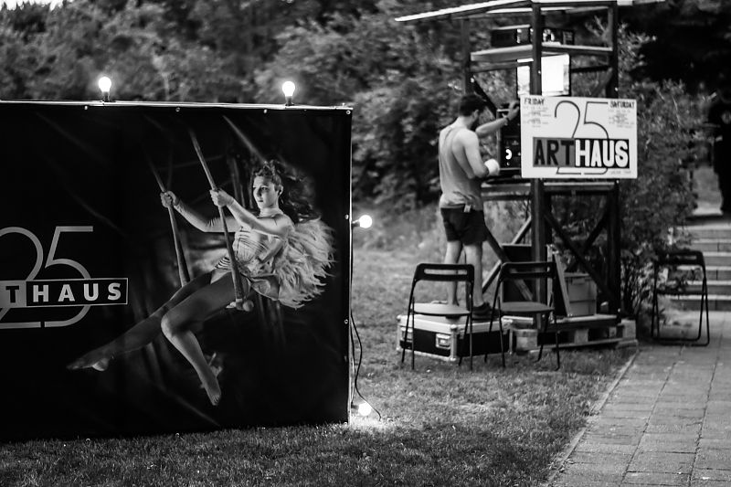 Jim Jarmusch: Tom Waits and Waits and Waits… - Willkommen....