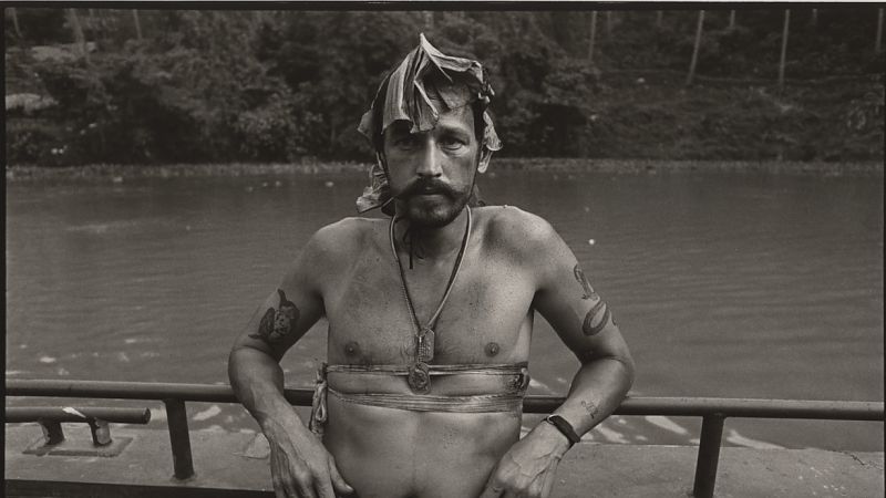 Mit Mary Ellen Mark am Set von Apocalypse Now - Mary Ellen Mark portraitierte auch und vor allem die zahlreichen Statisten am Set