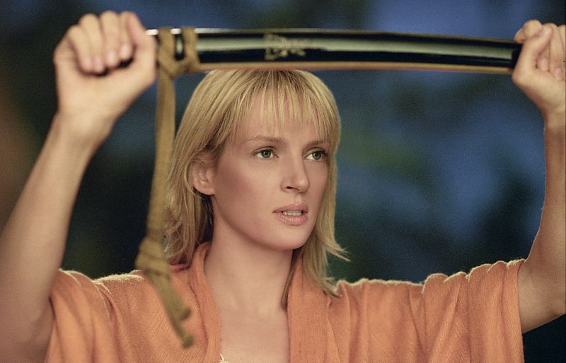Hoch soll sie leben: Uma Thurman zum Fünfzigsten - Und die Waffen der Frau sind hier all jene, mit denen sie zu kämpfen pflegt. Ein Fest der UMArtial Arts