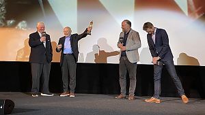 Auf den Oscar! Volker Schlöndorff und Eberhard Junkersdorf mit Hooman Afshari und Lutz Rippe von Studiocanal