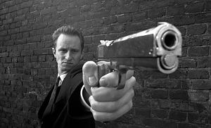 Bild zu ARTHAUS+: Mann beißt Hund und die Gegenwart