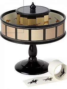 &copy; Uncommongoods