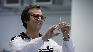 Erfolg kann auch erzwungen werden: Die dunkle Wahrheit hinter einer der größten Sportkarrieren der Welt. © Studiocanal GmbH / Dean Rogers