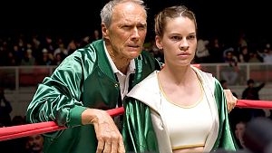 Erfolgsgeschichte oder Tragödie? Der Grad zwischen Hoffnung und Verzweiflung ist in Million Dollar Baby erschreckend dünn.