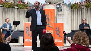 Astrid Whettnall (Veronique Bosso), Kad Merad (Philippe Rickwaert), Francois Morel (Vidal) © Jean-Claude Lother / KWAI / CANAL+