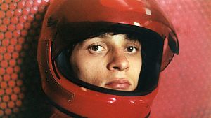 Er trug Helm lange vor Daft Punk: Postbote Jules