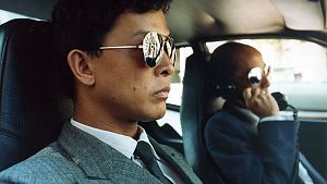 Hüten Sie sich vor Bösewichten mit solchen Brillen