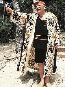 Für jedes Wetter gibt es die passenden Klamotten © Studiocanal