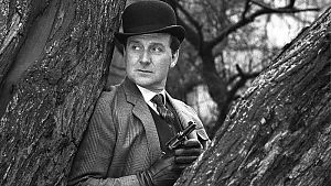 Ohne Partnerin war John Steed nur die Hälfte wert © Studiocanal