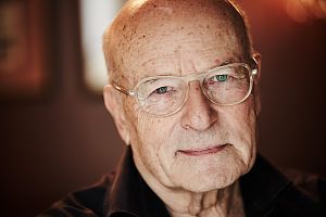 Bild zu Regisseur Volker Schlöndorff im virtuellen Live Q&A