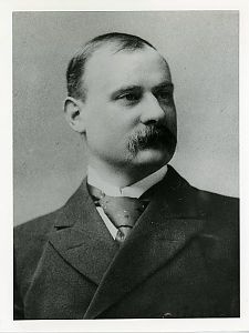 Frederick Treves, fotografiert um 1892 &copy; Studiocanal
