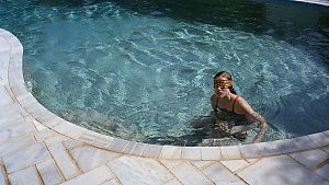 © © 2009 BOO PRODUCTIONS GREEK FILM CENTER YORGOS LANTHIMOS HORSEFLY PRODUCTIONS - Copyright XXIV All rights reserved.