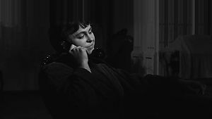 Kira Muratowa in ihrer einzigen Filmrolle als Valentina in Kurze Begegnungen. © 1967 – Studio Cinématographique d’Odessa. All rights reserved.