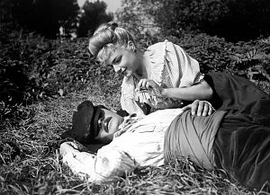 Bild zu Goldhelm: Stolz und Vorurteil in der Belle Èpoque