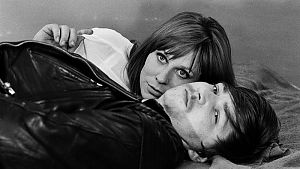 Margarethe von Trotta und Rainer Werner Fassbinder in "Baal"