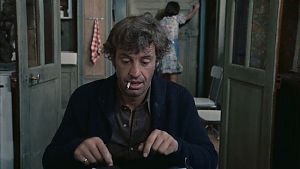 So sieht es aus, wenn François über sein Agenten-Alter-Ego schreibt. © STUDIOCANAL - Nicolas Lebovici - Oceania Produzioni Internazionali Cinematografiche S.R.L.