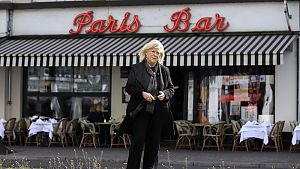 In Paris gab es nur Kino, Kino, Kino. Später traf Margarethe von Trotta sich mit Leuten aus Berliner Filmzzene auch mal auf einen Rotwein in der Paris Bar. Es gab viel zu besprechen.