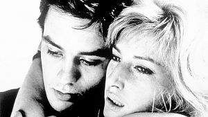 Mit Alain Delon in "Liebe 1962" © Studiocanal