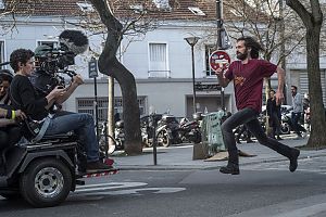 Bild zu Regisseurin Cathy Verney und Romain Duris im Gespräch über die Serie Vernon Subutex