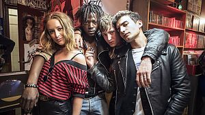 Der junge Alex Bleach mit seiner Band. © Studiocanal GmbH