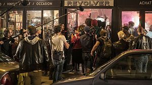 Die guten alten Zeiten: Dreh einer Rückblicks-Szene, in der Vernons Plattenladen noch brummte. © Xavier Lahache - JE Films / Tetra Media Fiction / Canal+