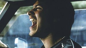 © � Amores Perros � 2000 Altavista Films S.A. de C.V. / Z Film S.A. de C.V.,M�xico. All Rights Reserved.