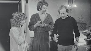Nicolas Roeg am Set mit Julie Christie und Donald Sutherland