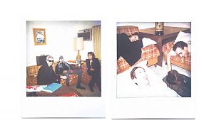 Links: Jim Jarmusch, Gastperformer Rammellzee und Sara Driver; rechts: Eszter Balint, Richard Edson und John Lurie &copy; Otto Grokenberger